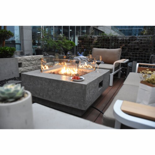 Elementi Manhattan 36 Concrete Outdoor 45,000 BTU Natural Gas Fire Pit Table Perspective: bottom
