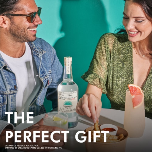 Casamigos Blanco Tequila Perspective: bottom