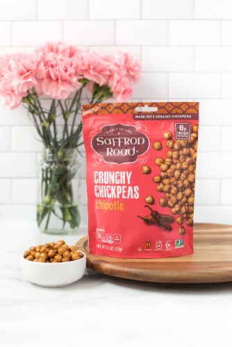 Saffron Road Chipotle Gluten-Free Crunchy Chickpeas Perspective: bottom
