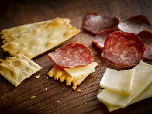 Olli Salumeria Snack Pack with Genoa Salami, Fontina Cheese And Crackers - 3 Pack Perspective: bottom