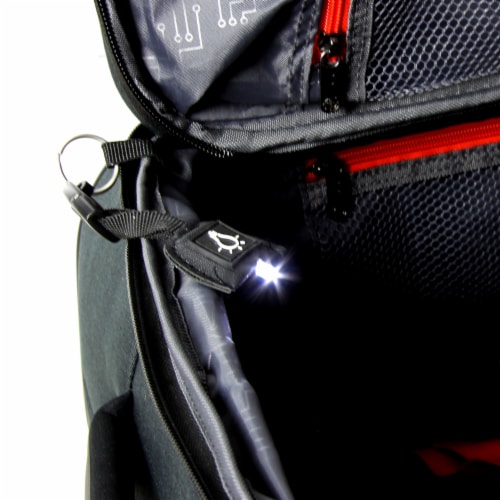Swisdigital Sion Spinner Luggage - Black Perspective: bottom
