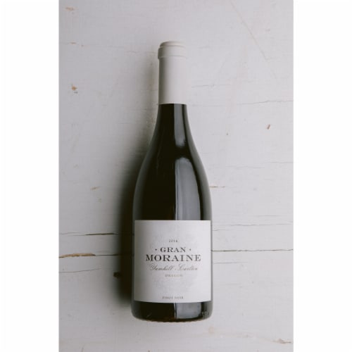 Gran Moraine Yamhill-Carlton Pinot Noir Red Wine Perspective: bottom