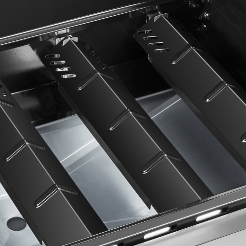 Dyna-Glo Premier 3-Burner Propane Gas Grill Perspective: bottom
