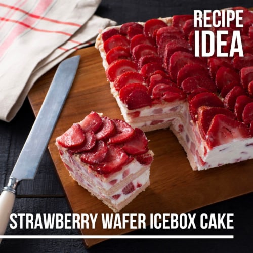 Bauducco® Strawberry Wafer Cookies Perspective: bottom