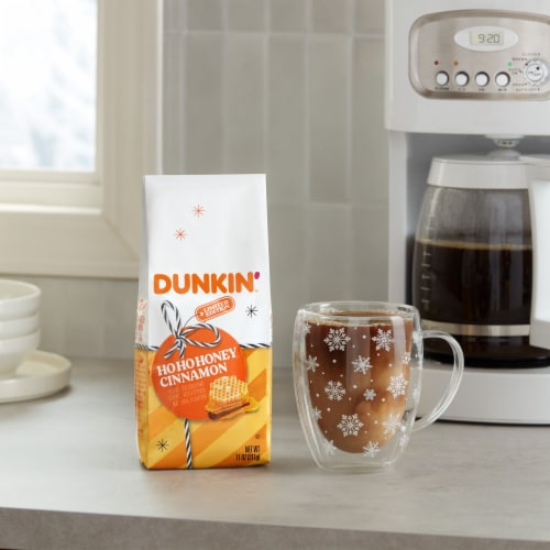 Dunkin’ Ho Ho Honey Cinnamon Flavored Coffee, Ground Coffee Perspective: bottom
