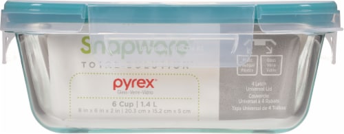 Snapware Total Solution Square Glass Storage Container - Clear Perspective: bottom