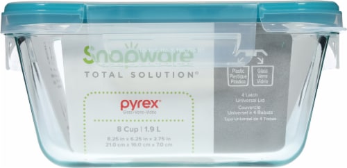 Snapware® Total Solution® Pyrex® Glass Food Storage Container Perspective: bottom