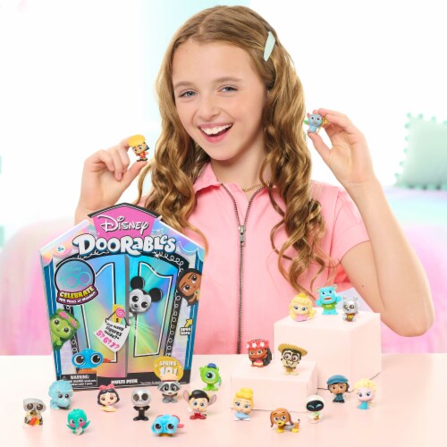 Disney Doorables Multi Peek Series 10 Perspective: bottom