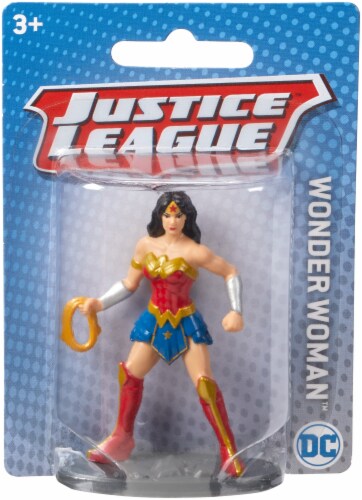 Mattel DC Justice League Wonder Woman Mini Figure Perspective: bottom