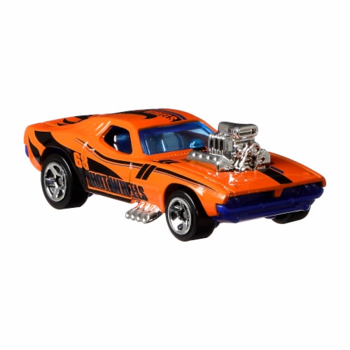 Hot Wheels Monster Trucks™ 1:64 Scale Rodger Dodger, Includes Hot Wheels Die Cast Car Perspective: bottom