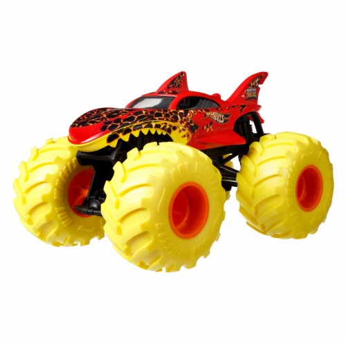Mattel Hot Wheels® Monster Trucks Lava Shark Vehicle Perspective: bottom