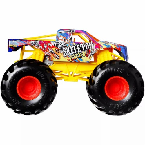 Mattel Hot Wheels Monster Trucks The 909 Vehicle Toy Truck Perspective: bottom