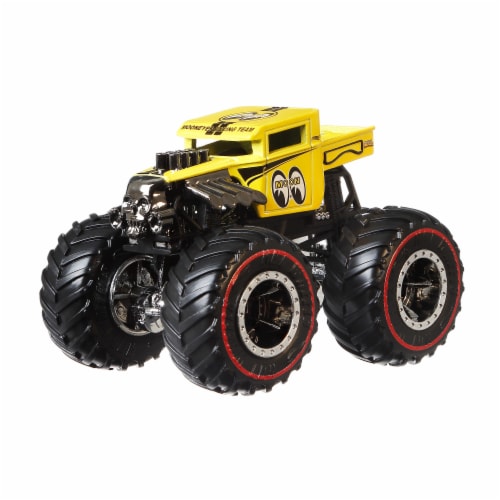 Mattel Hot Wheels® Monster Trucks Bone Shaker® Toy Vehicle Perspective: bottom