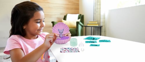 Mattel Barbie® Color Reveal Pet Perspective: bottom