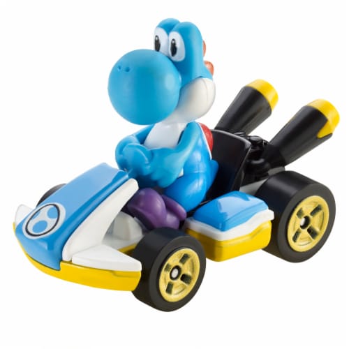 Hot Wheels® Mario Kart™ Waluigi Toad Set Perspective: bottom