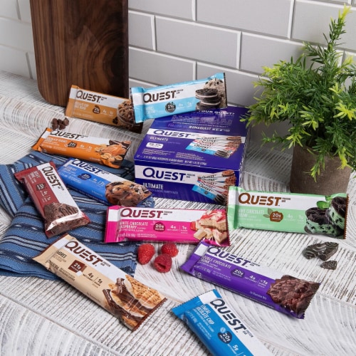 Quest Double Chocolate Chunk Protein Bar Perspective: bottom