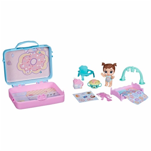 Baby Alive Foodie Cuties Sweet Series 1 Perspective: bottom