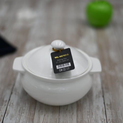 [ Set Of  2] Fine Porcelain Baking Pot 21 Oz | 620 Ml WL-997015/A Perspective: bottom