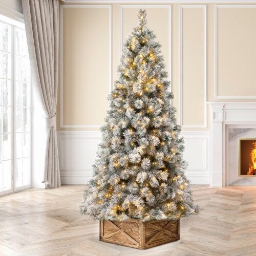 9 foot pre shop lit christmas tree