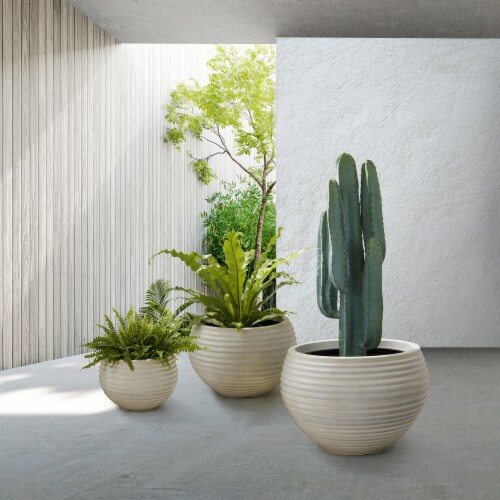 Glitzhome Fauz Porcelain Round Fluted Planters Perspective: bottom