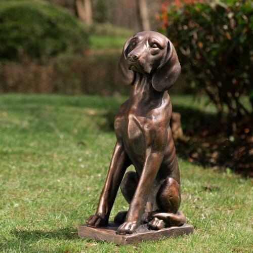 Glitzhome Sitting Dog Decorative Garden Statue Perspective: bottom