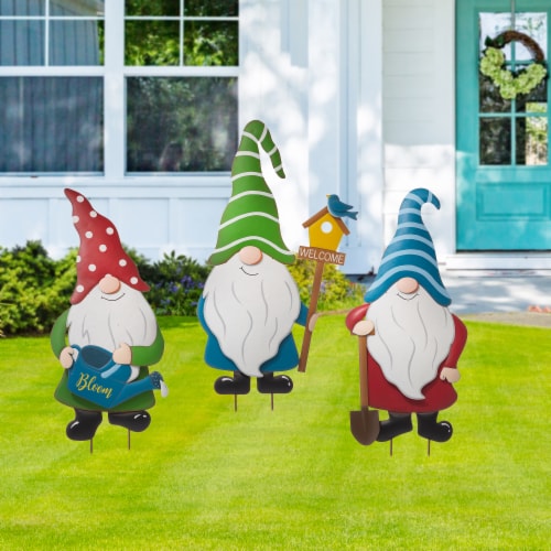 Glitzhome Metal Gnome Yard Decor - 3 Pack Perspective: bottom