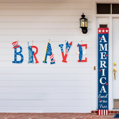 Glitzhome 43.25 L Set of 5 Patriotic/Americana BRAVE Yard Stake or Wall Decor Perspective: bottom