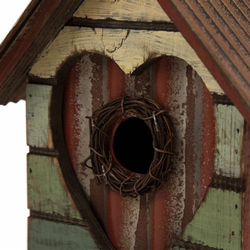 Glitzhome 8.66 H Heart Design Wooden Bird House, Distressed Textured Perspective: bottom