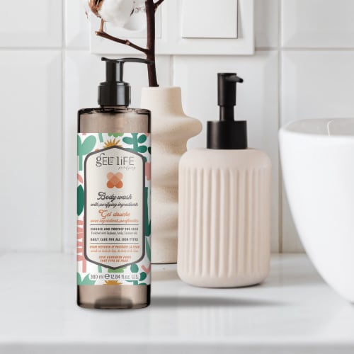 Gel for Life Purifying Body Wash with Purifying Ingredients, Soybean, Amla, Coconut Oil Perspective: bottom
