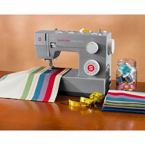 Singer 4432IRONKIT Heavy Duty 4432 Sewing Machine and SteamCraft Plus 2.0 Iron Bundle Perspective: bottom