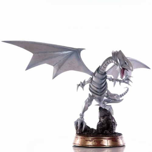 First4Figures Yu-Gi-Oh! Blue-Eyes White Dragon 14-Inch Silver Statue Perspective: bottom