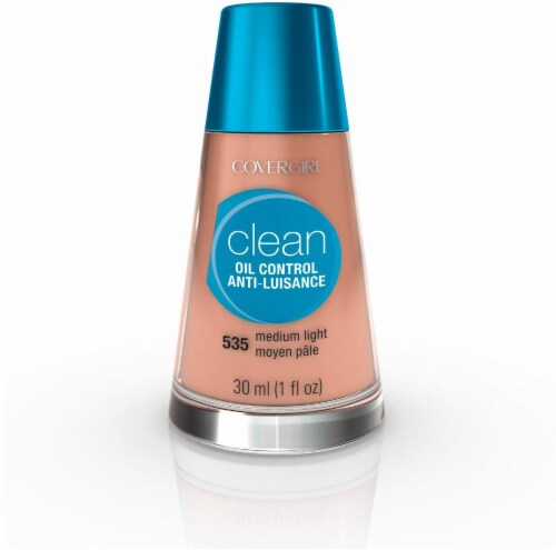 CoverGirl Clean Oil Control Medium Light Foundation Perspective: front