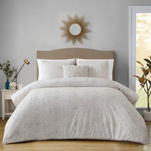 Wamsutta® Porto 3-Piece Full/Queen Duvet Cover Set in Moonbeam, Full ...