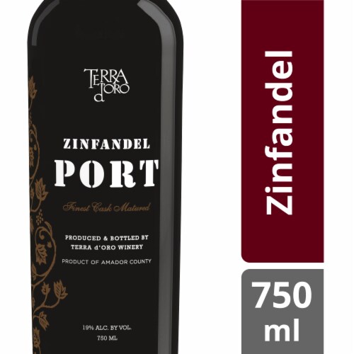 Terra D'Oro Zinfandel Port California Red Wine Perspective: front