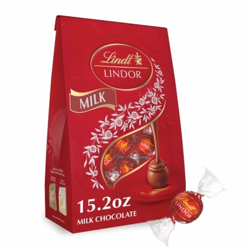 Lindt LINDOR Milk Chocolate Candy Truffles Bag Perspective: front