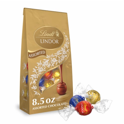 Lindt LINDOR Assorted Chocolate Candy Truffles Bag, 1 bag / 8.5 oz - Fry's  Food Stores