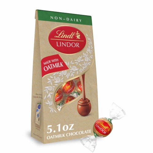 Lindt LINDOR Non-Dairy Oatmilk Chocolate Candy Truffles Bag Perspective: front