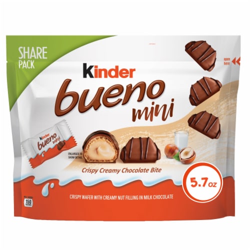Kinder Bueno Mini, Milk Chocolate and Hazelnut Cream, Individually Wrapped Bars, Share Size Perspective: front
