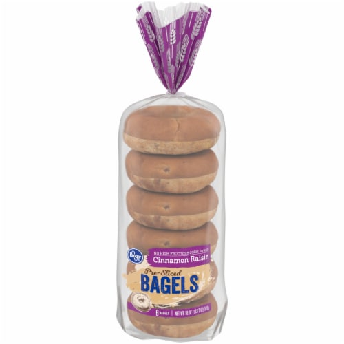 Kroger® Cinnamon Raisin Pre-Sliced Bagels Perspective: front