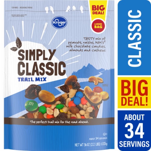 Kroger® Simply Classic Trail Mix Perspective: front