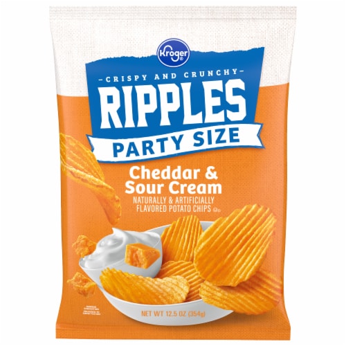 Kroger® Cheddar & Sour Cream Ripples Potato Chips Party Size Perspective: front