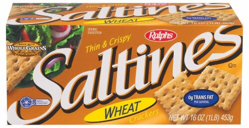 Ralphs Wheat Saltine Crackers Perspective: front