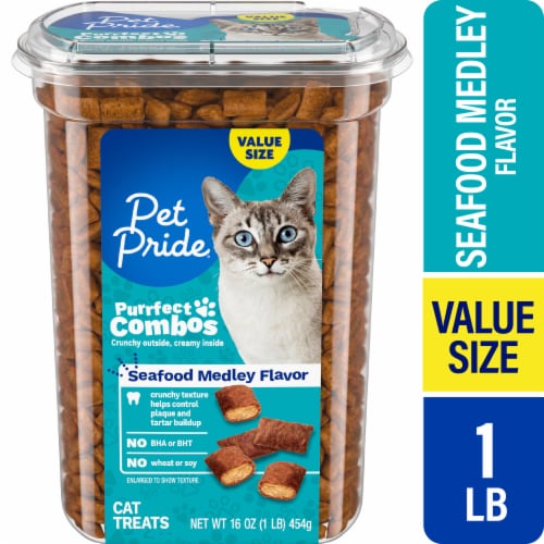 Pet Pride® Purrfect Combos Seafood Medley Flavor Cat Treats Perspective: front