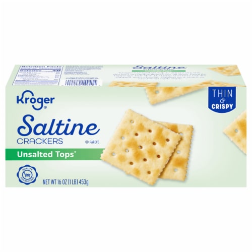 Kroger® Saltine Crackers Perspective: front