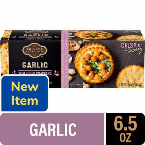 Private Selection® Garlic Scalloped Crackers Perspective: front