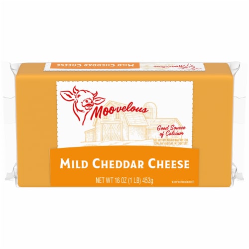 Moovelous Mild Cheddar Cheese Bar Perspective: front