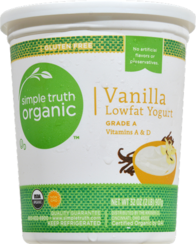 Simple Truth Organic™ Vanilla Low-fat Yogurt Perspective: front