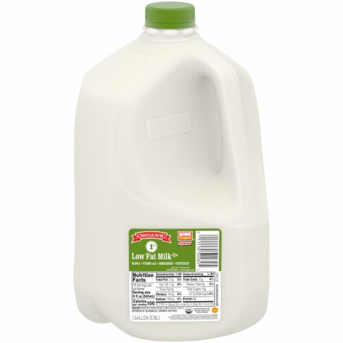 King Soopers City Market™ Organic 1% Lowfat Milk Perspective: front
