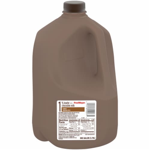 Fred Meyer™ Lowfat Chocolate Milk Gallon Perspective: front