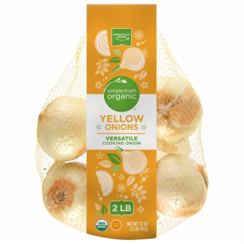 Simple Truth Organic™ Yellow Onions Bag Perspective: front